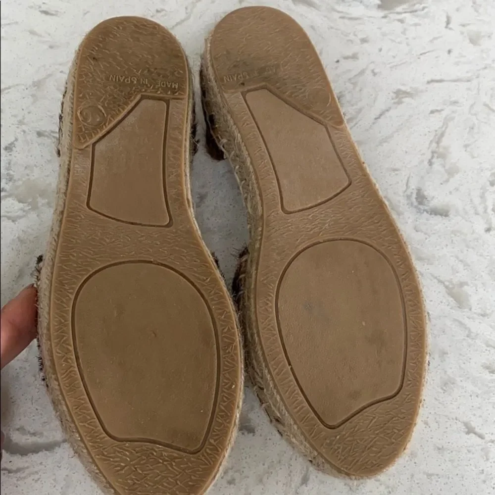 Boden‎ Animal Print Gold Toe Espadrille Like New 6